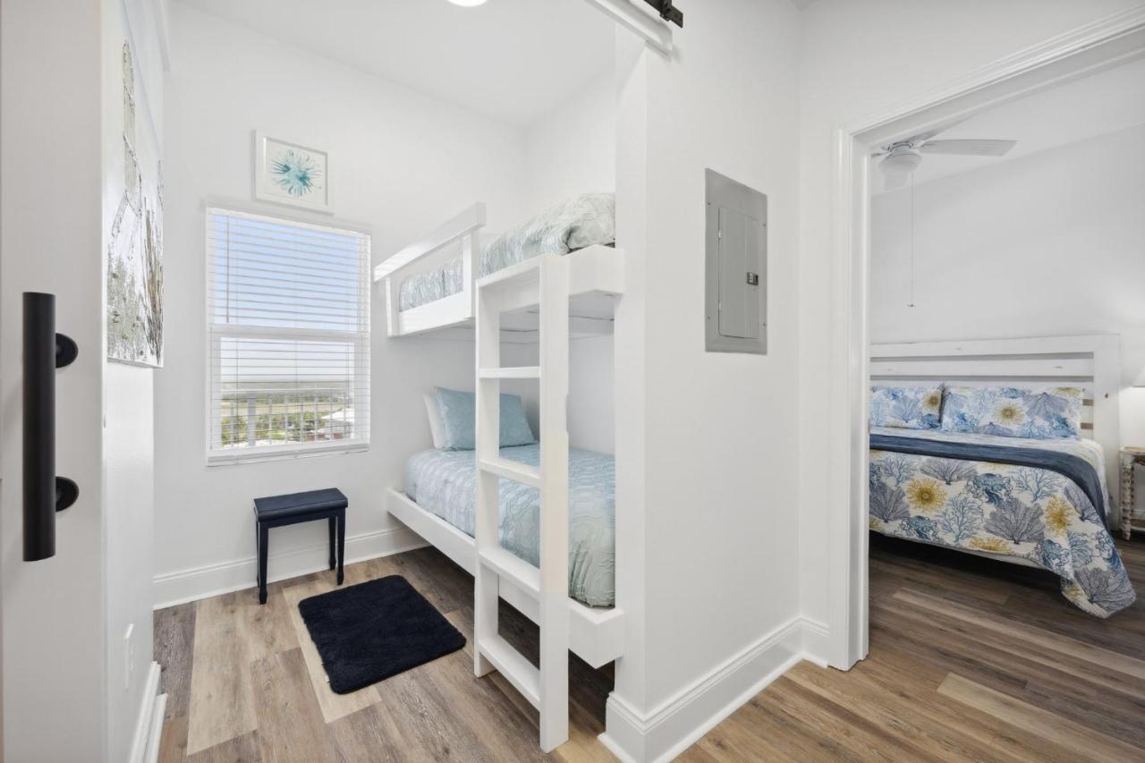 Laketown Wharf #2011 By Nautical Holiday home *